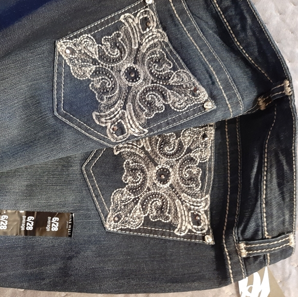 Nine West Jean's - Picture 3 of 3